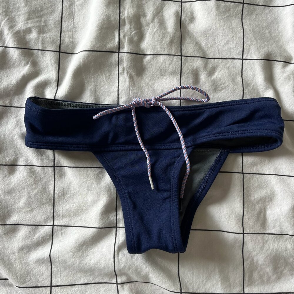 NWOT Jolyn Softy 2 Bottom - Navy